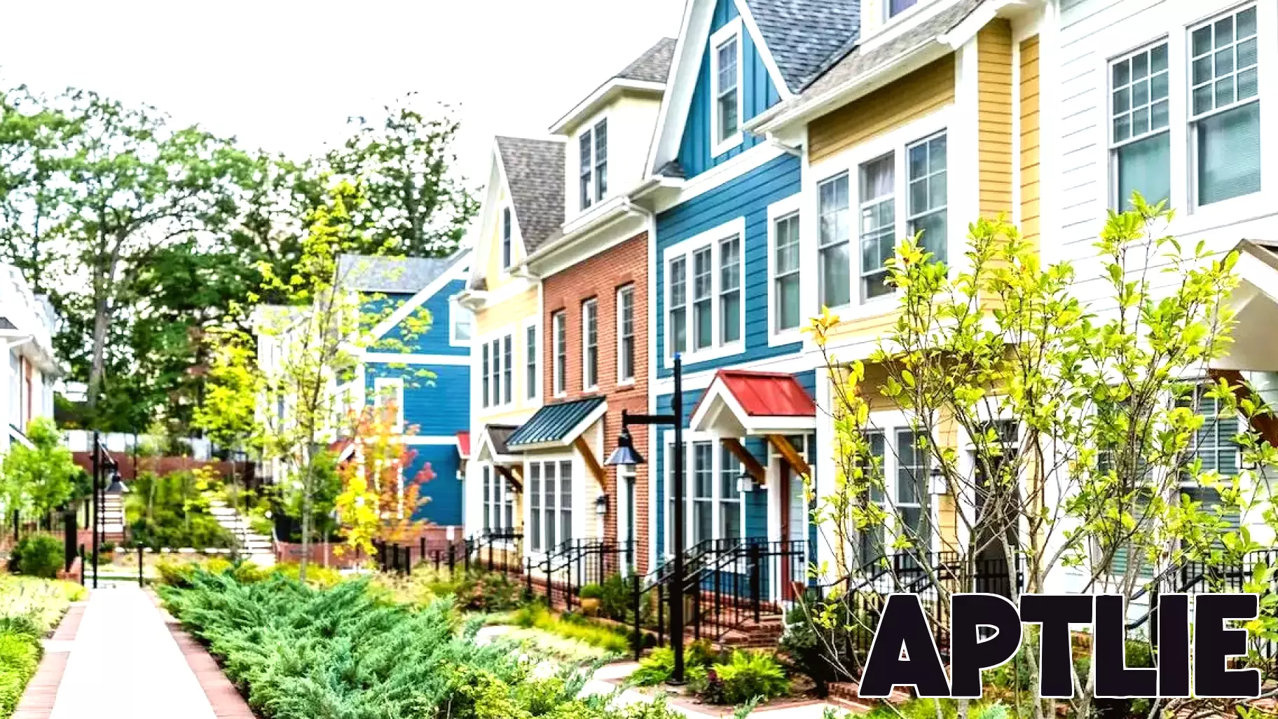 Declining Morale Among Real Estate Agents Highlighted in Recent Survey