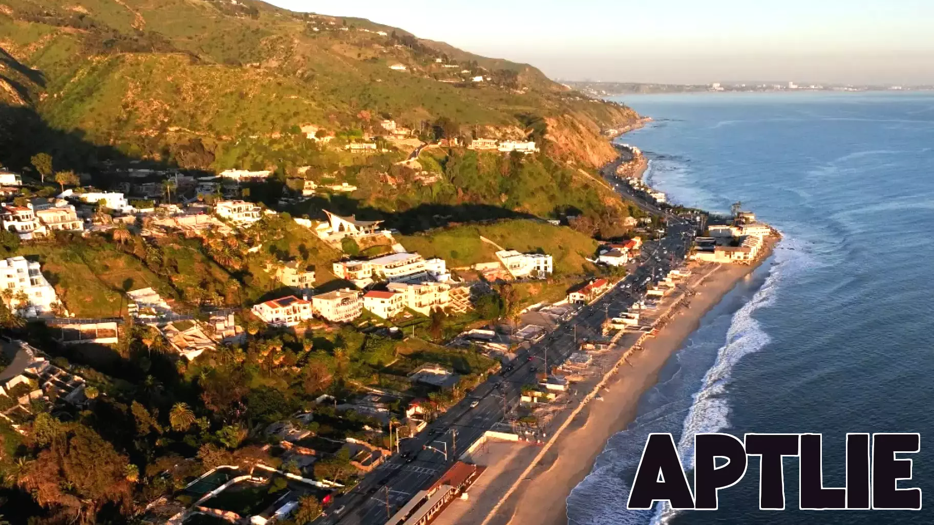 Iconic Beachfront Estates Are on Discount in Malibu’s Sluggish Post-Fire Recovery