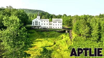 Can You Guess the Price of This Mountain House in Schoharie County?