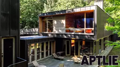 High-End Waterfront Properties in Wisconsin Hit the Market